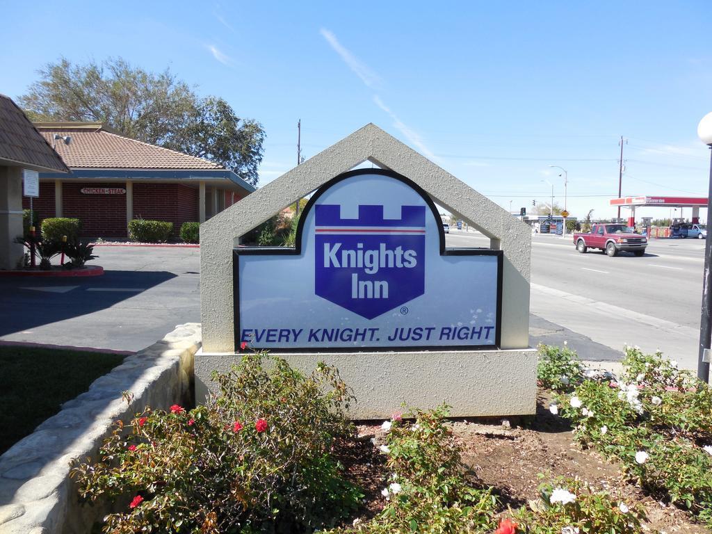 Knights Inn Palmdale Dış mekan fotoğraf